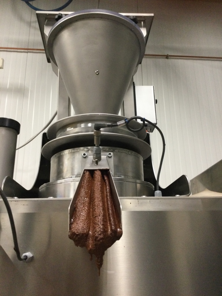 Machine "Cacao cracker"