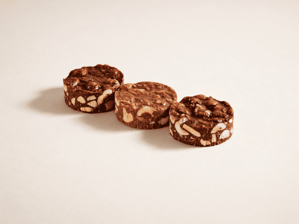 Biscuit sablé reconstitué avec chocolat lait et chocolat noir, amande et noisette torréfié et salé - 170g