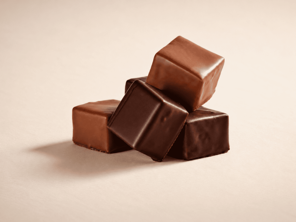 Guimauve à la vanille enrobées de chocolat au lait et noir - 220g