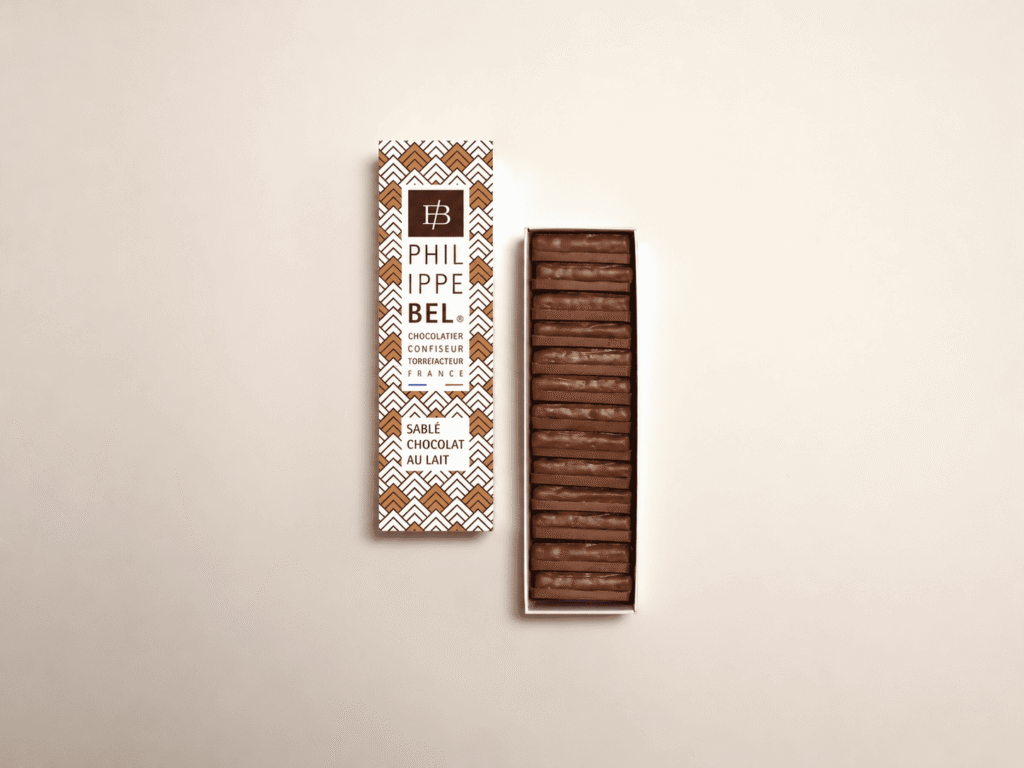 Biscuit sablé enrobé chocolat au lait recouvert d'un carré de chocolat au lait - 190g